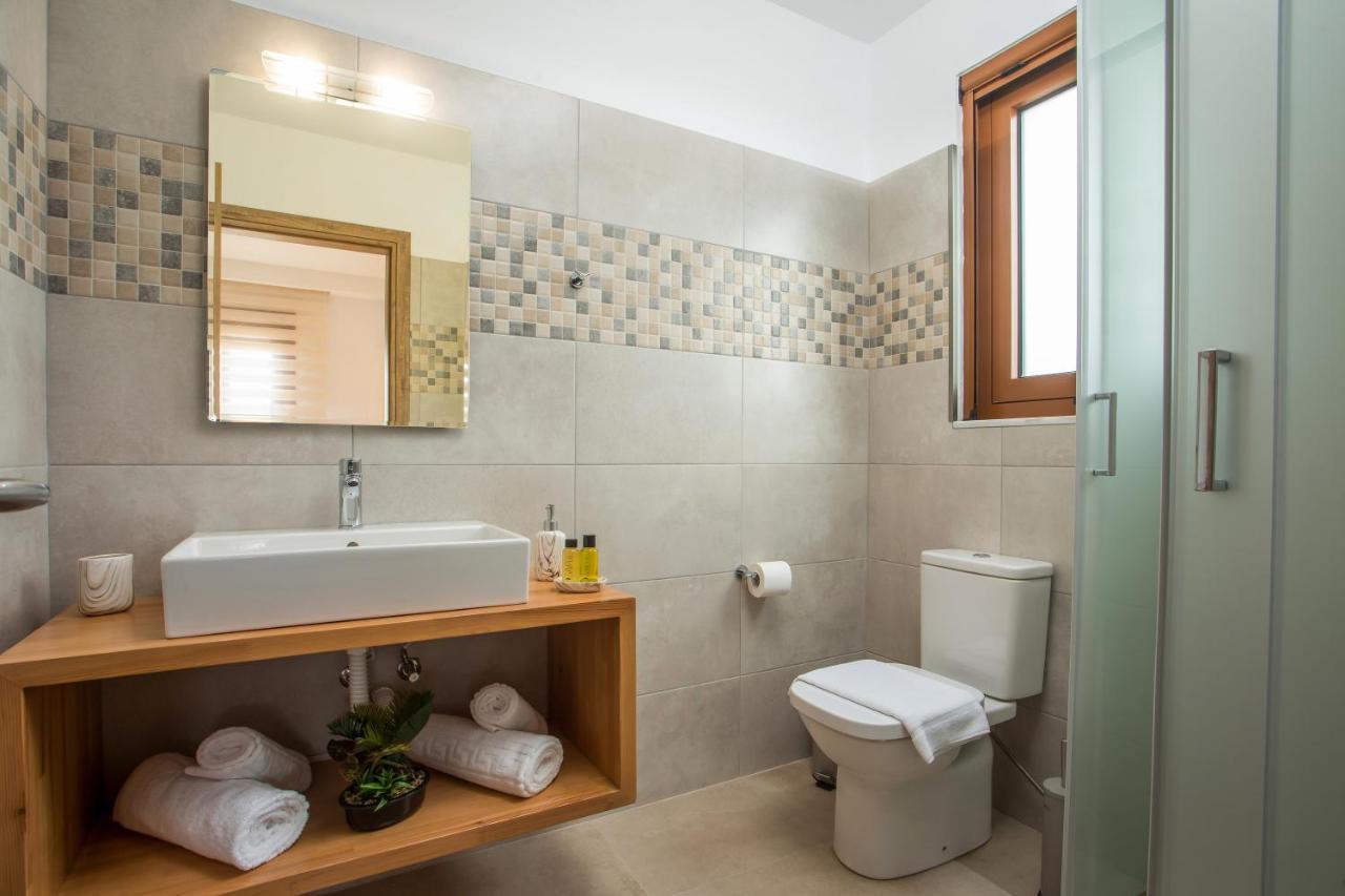 M&E Apartments CCharaki Zewnętrze zdjęcie